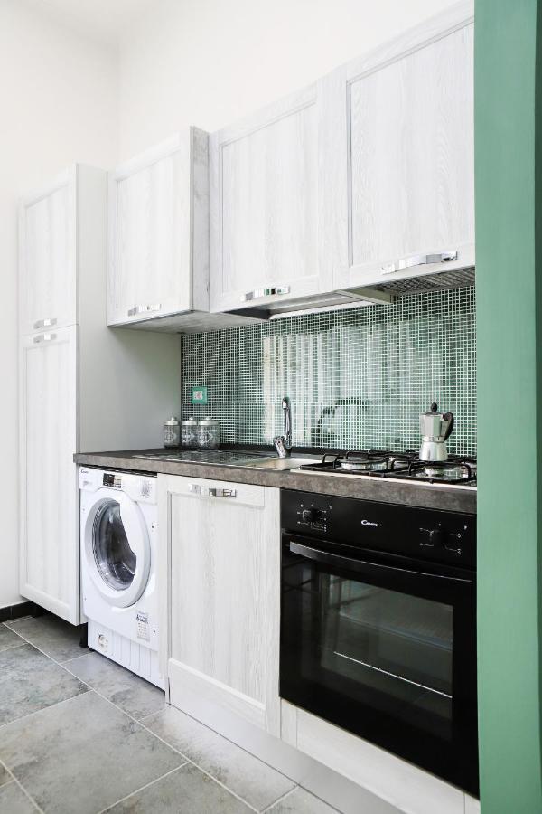 نابولي Gelso Apartments And Studio By Wonderful Italy المظهر الخارجي الصورة