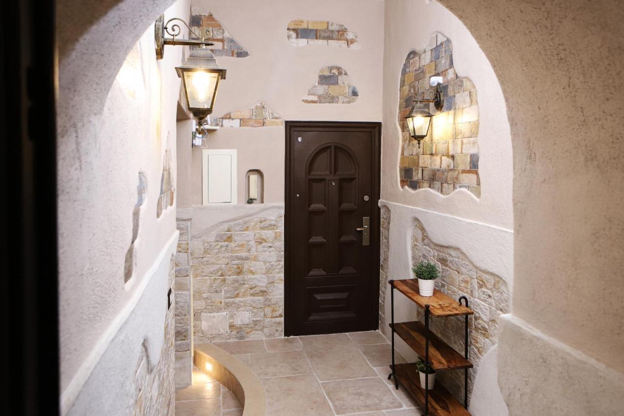 نابولي Gelso Apartments And Studio By Wonderful Italy المظهر الخارجي الصورة