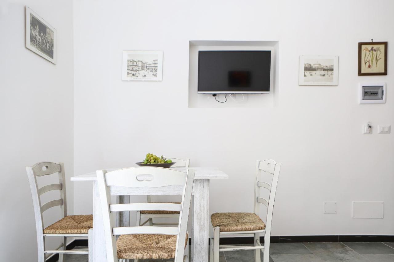 نابولي Gelso Apartments And Studio By Wonderful Italy المظهر الخارجي الصورة