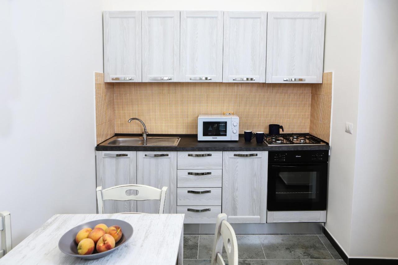 نابولي Gelso Apartments And Studio By Wonderful Italy المظهر الخارجي الصورة