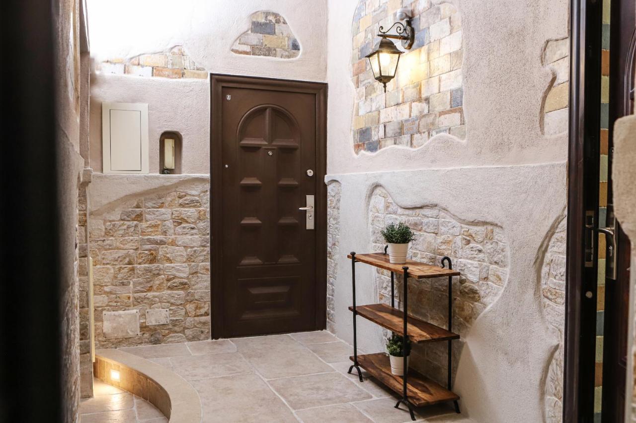 نابولي Gelso Apartments And Studio By Wonderful Italy المظهر الخارجي الصورة