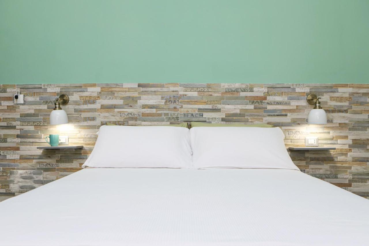 نابولي Gelso Apartments And Studio By Wonderful Italy المظهر الخارجي الصورة