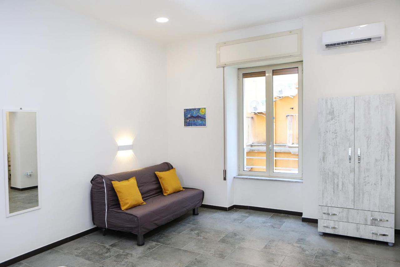 نابولي Gelso Apartments And Studio By Wonderful Italy المظهر الخارجي الصورة