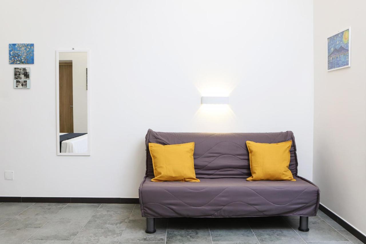 نابولي Gelso Apartments And Studio By Wonderful Italy المظهر الخارجي الصورة